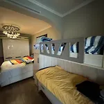 Mateo Apartment